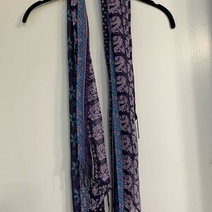NWT Chico’s “JENNI” Oblong Scarf